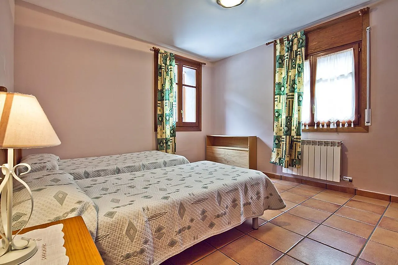 Apartamentos Salardu III España